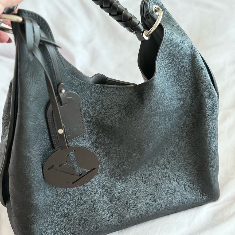 Louis Vuitton Black Monogram Carmel Mahina Hobo Bag